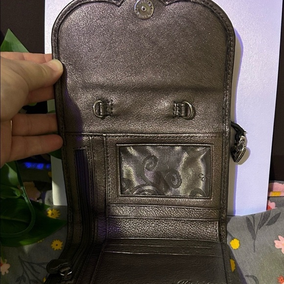 Brighton Grey Leather Wallet with Embossed Design EUC - Picture 4 of 9